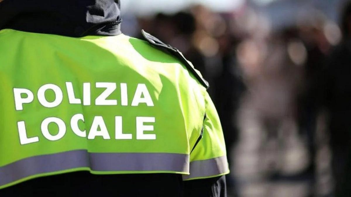 10 POSTI PER AGENTE DI POLIZIA LOCALE CONCORSO PUBBLICO A TEMPO INDETERMINATO APRILE 2026, BANDO COMPLETO